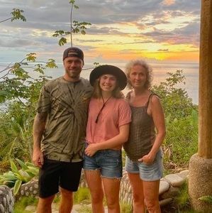 Meet your Posher, Marie-line